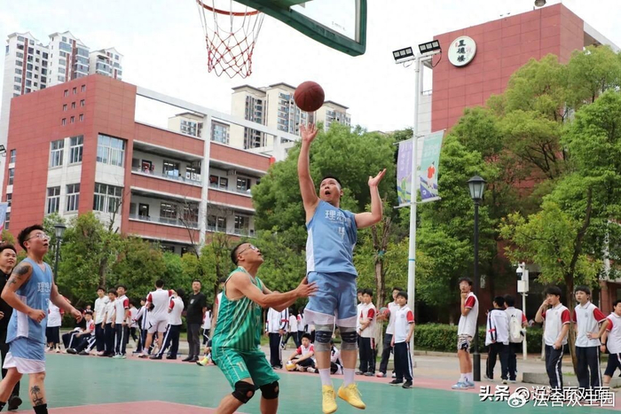 8868体育登录入口-打球被恶意违体致伤，裁判吹罚违体，能找对方赔钱吗？|篮球|骨折|法律|犯规|受伤_新浪体育_新浪新闻